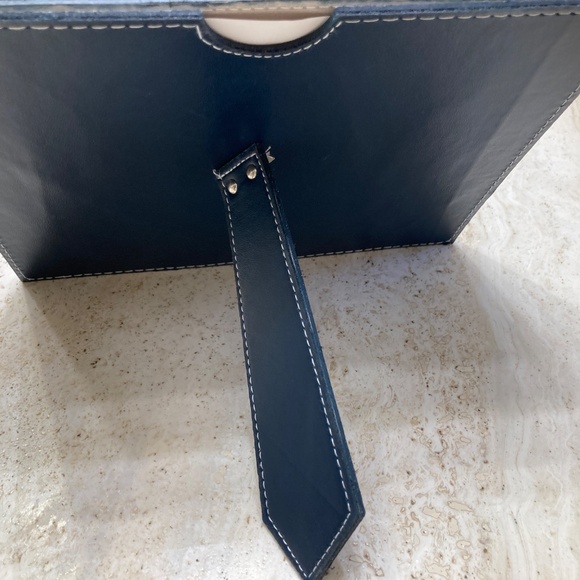 Royal Caribbean Radiance of the Seas 5x7 Picture Frame Blue Faux Leather - Picture 3 of 8